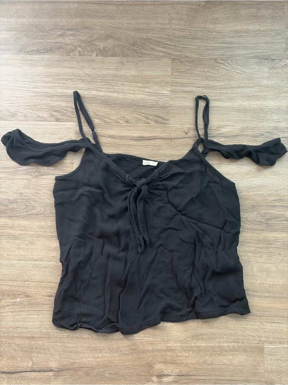 Hollister Women’s Black Cold-Shoulder Cami Size M